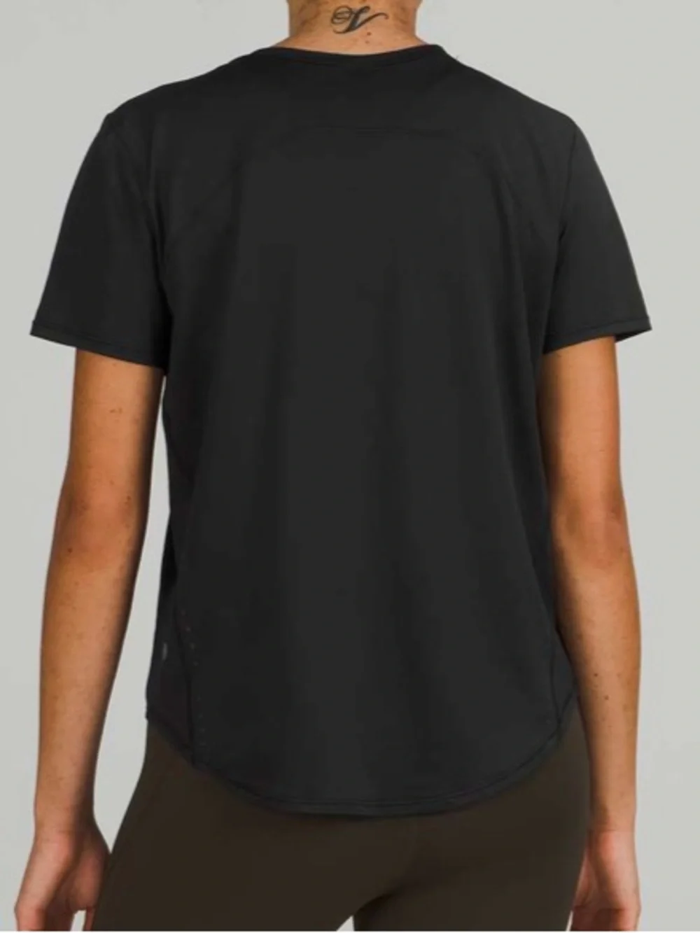 lululemon high neck running & training t-shirt - Picture 13 of 15